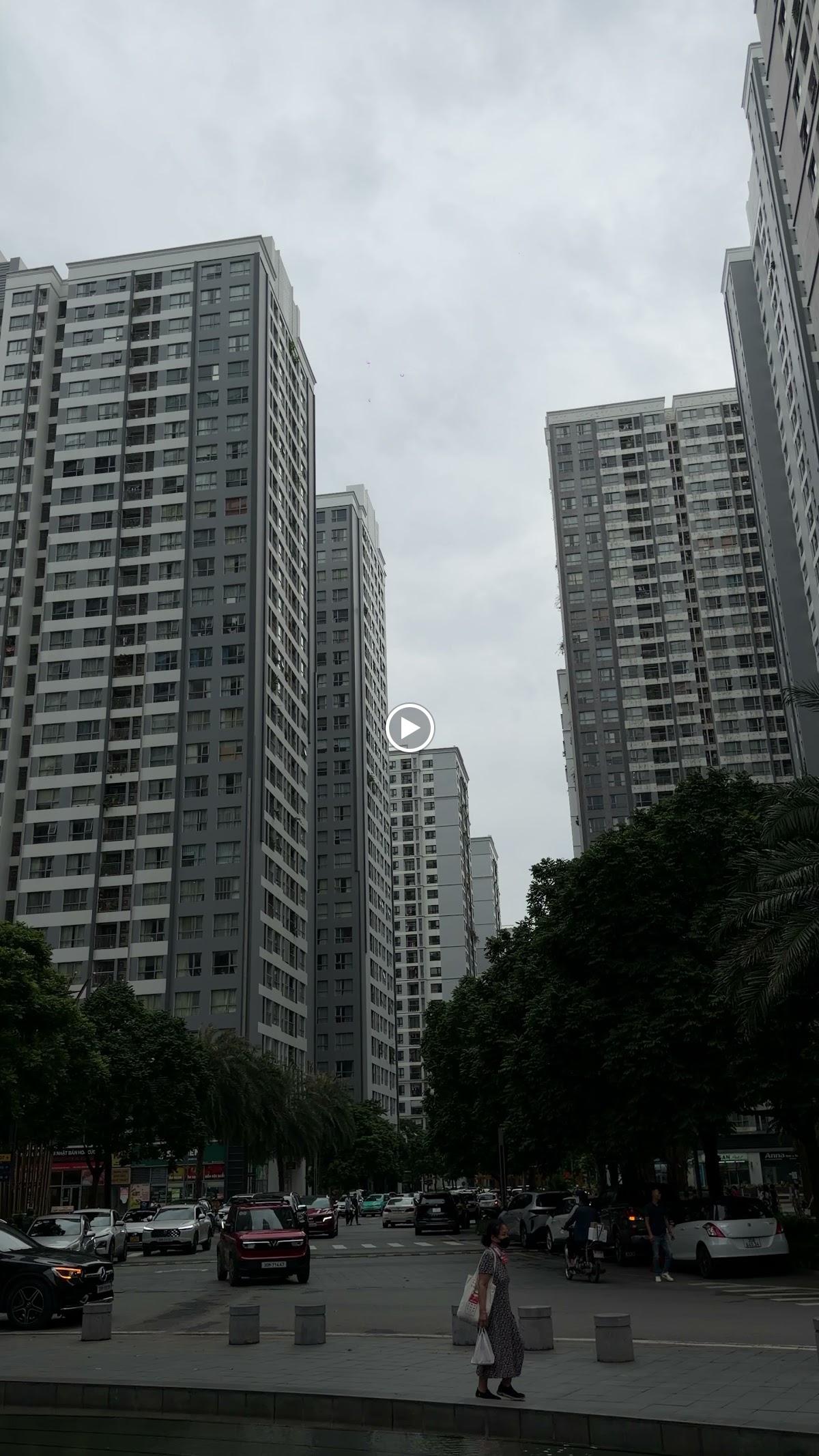 Sảnh Toà Nhà Park Hill • Không Gian Sang Trọng Hiện Đại